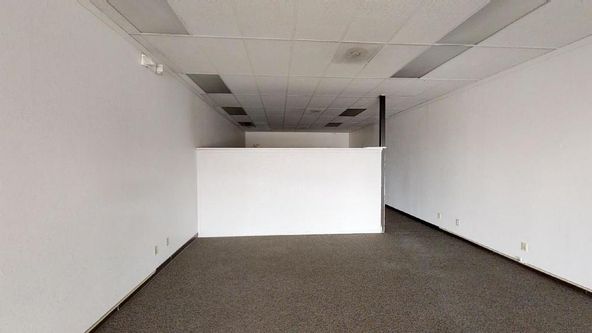 Move-In Ready Retail/Office Storefront @ Downtown Corner: 277 N 5th St, Coalinga, CA 93210